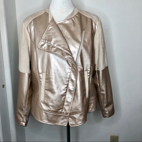 🌵Chico’s Gold Assymetric Zip Mixed Media Jacket - Picture 7 of 8